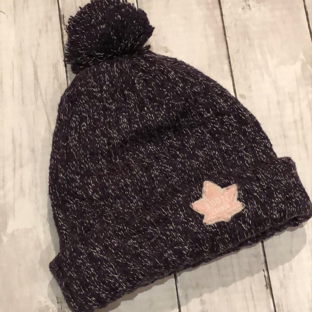 ROOTS 🇨🇦 winter hat